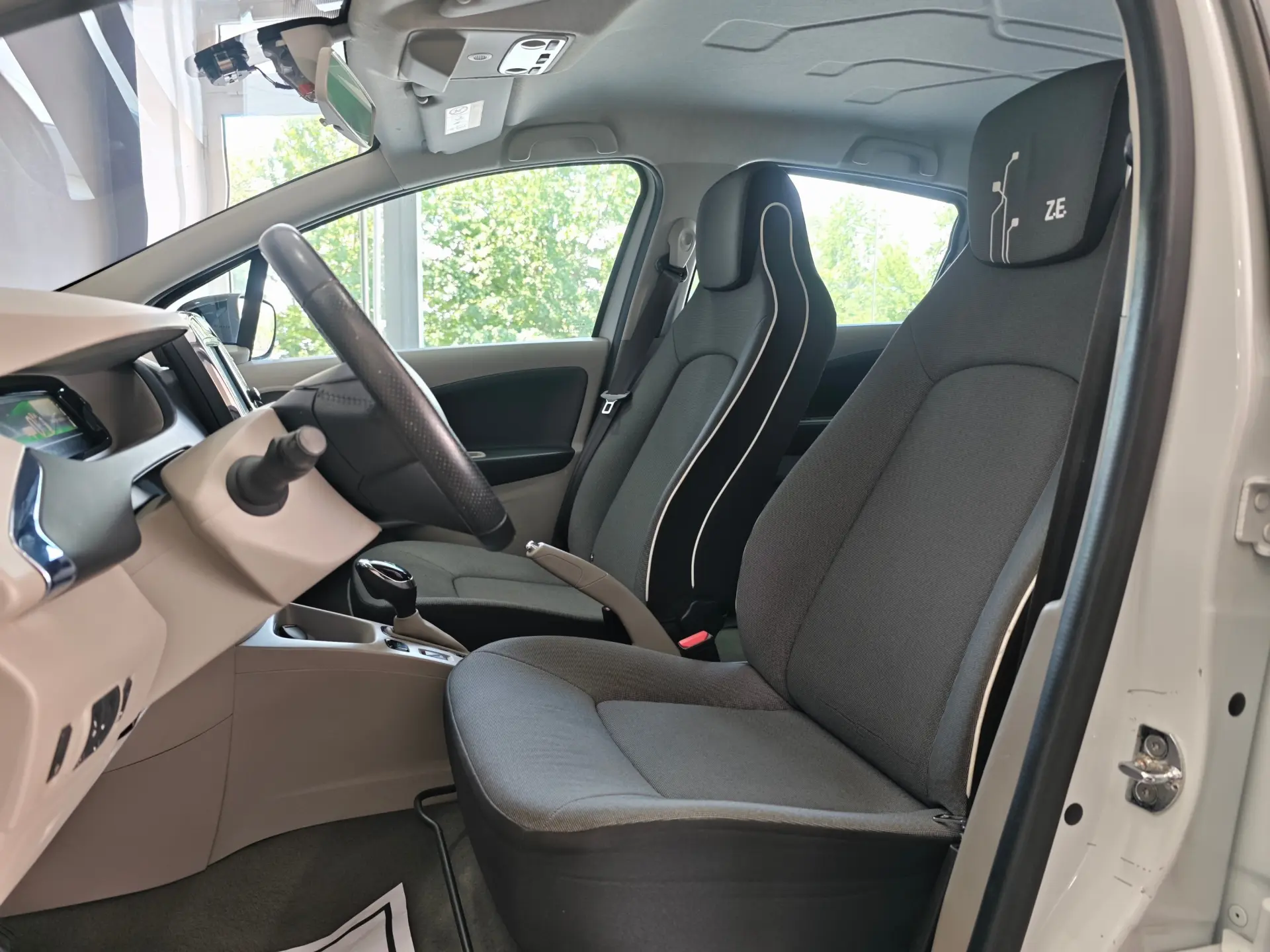 Renault Zoe (c/ Bateria) 22 kwh Life 31
