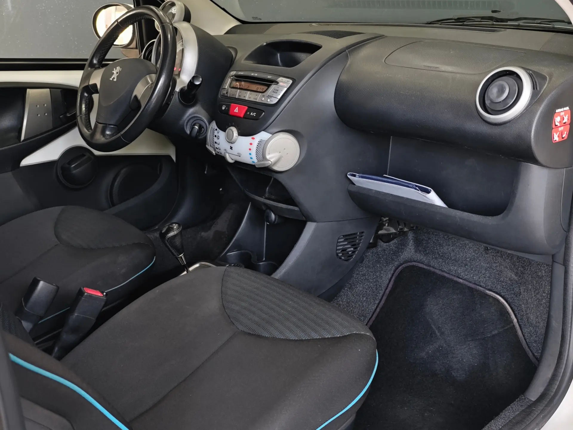 Peugeot 107 1.0 Sportium 2-Tronic 35