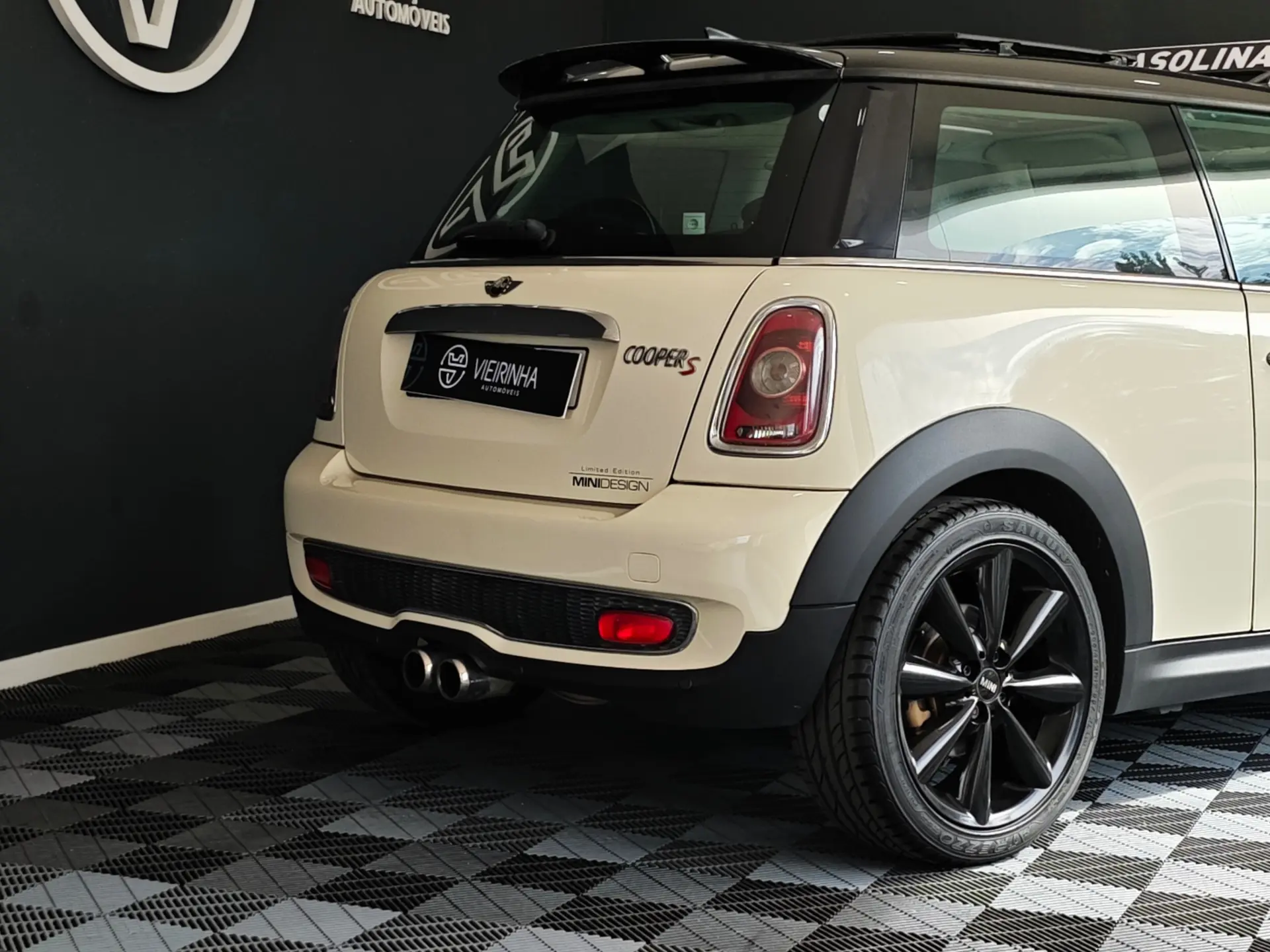 MINI 3 Portas Cooper S 22