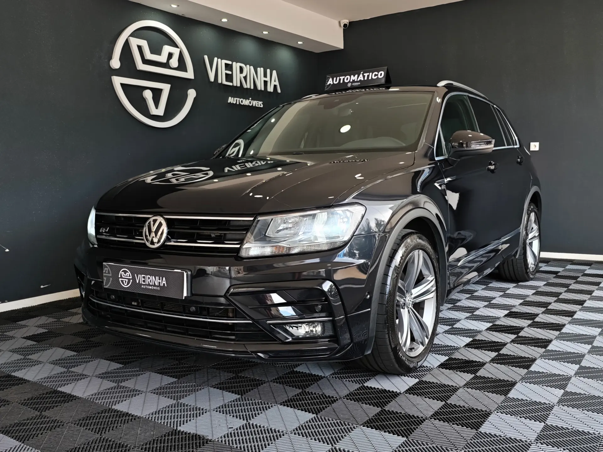Volkswagen Tiguan 1.5 TSI R-Line DSG 2