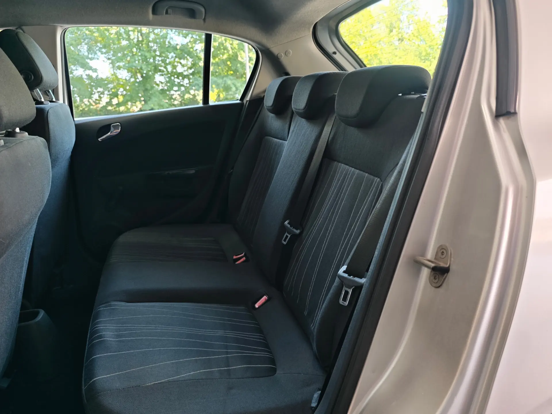 Opel Corsa 1.2 Enjoy 32