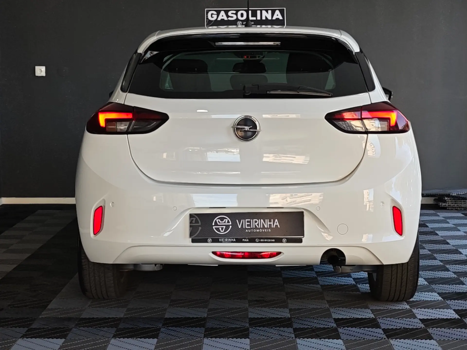 Opel Corsa 1.2 Elegance 22