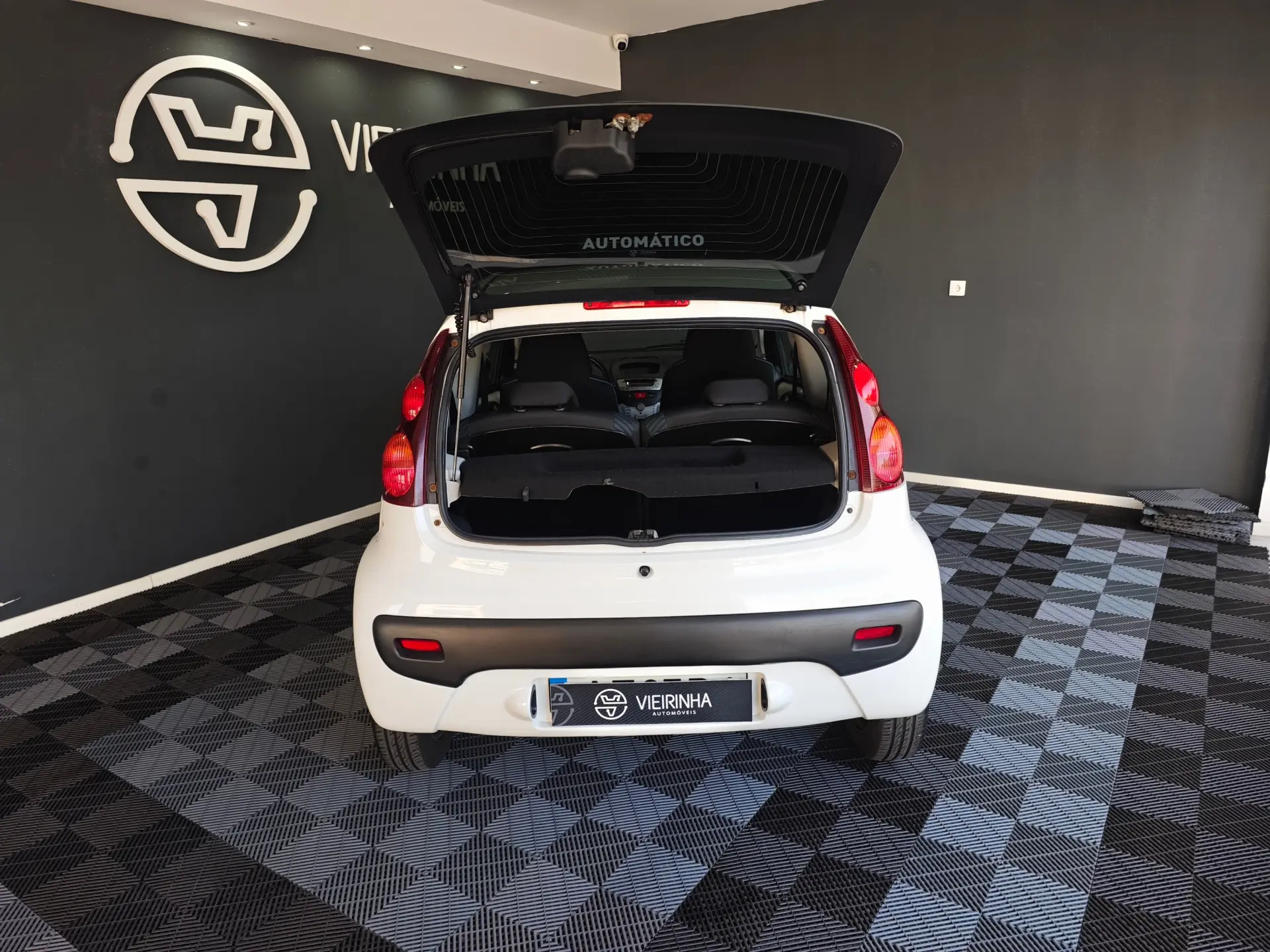 Peugeot 107 1.0 Sportium 2-Tronic 46