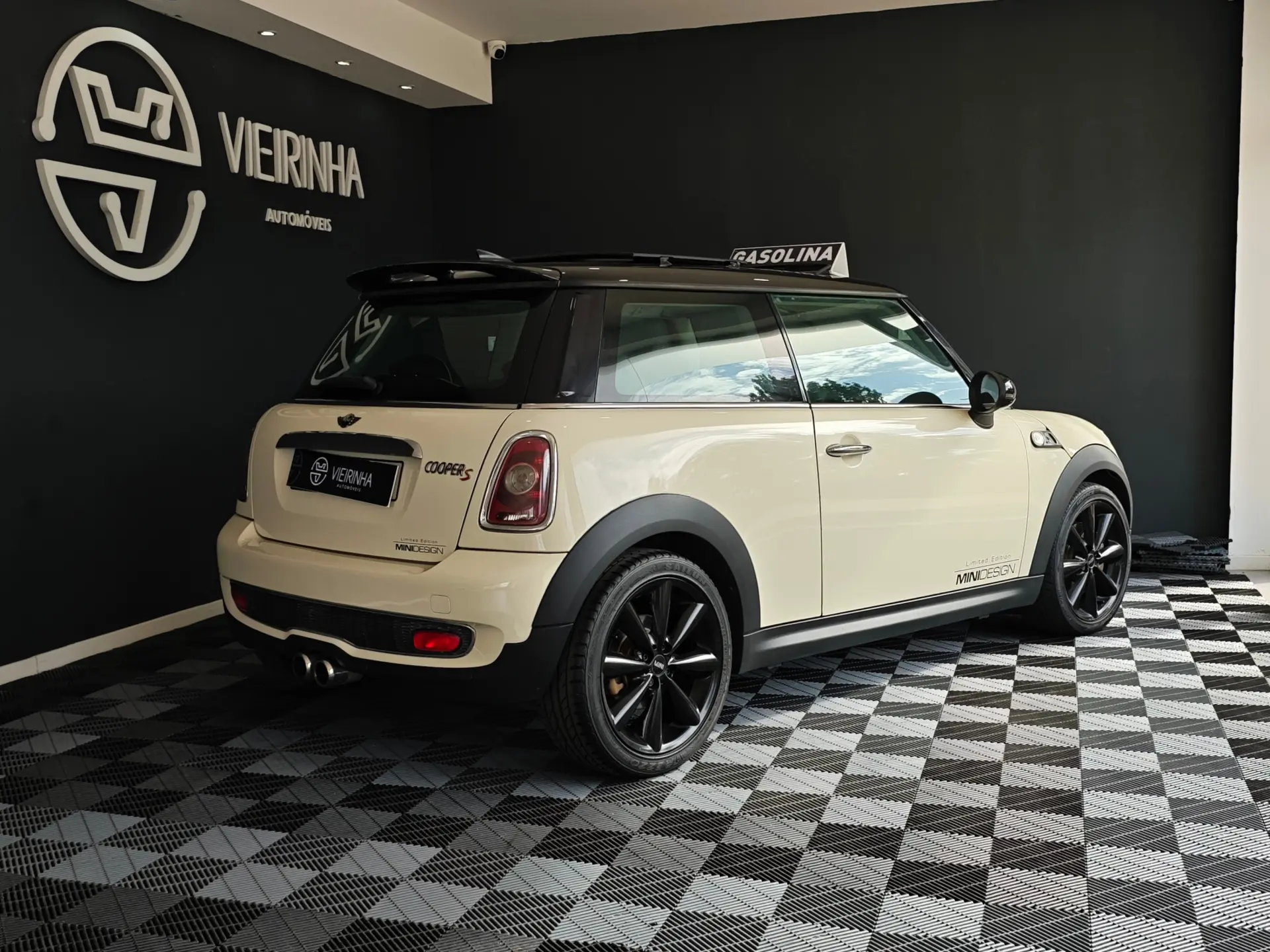 MINI 3 Portas Cooper S 21