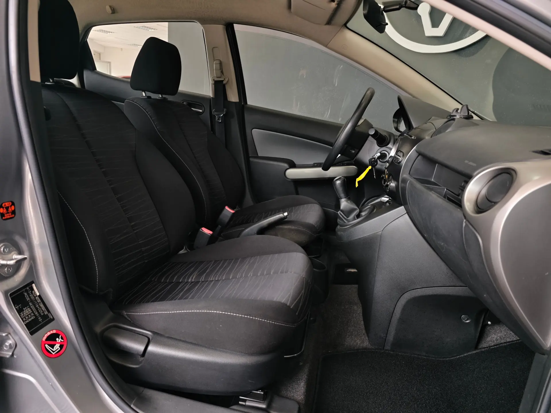Mazda 2 1.3 MZR Comfort 32