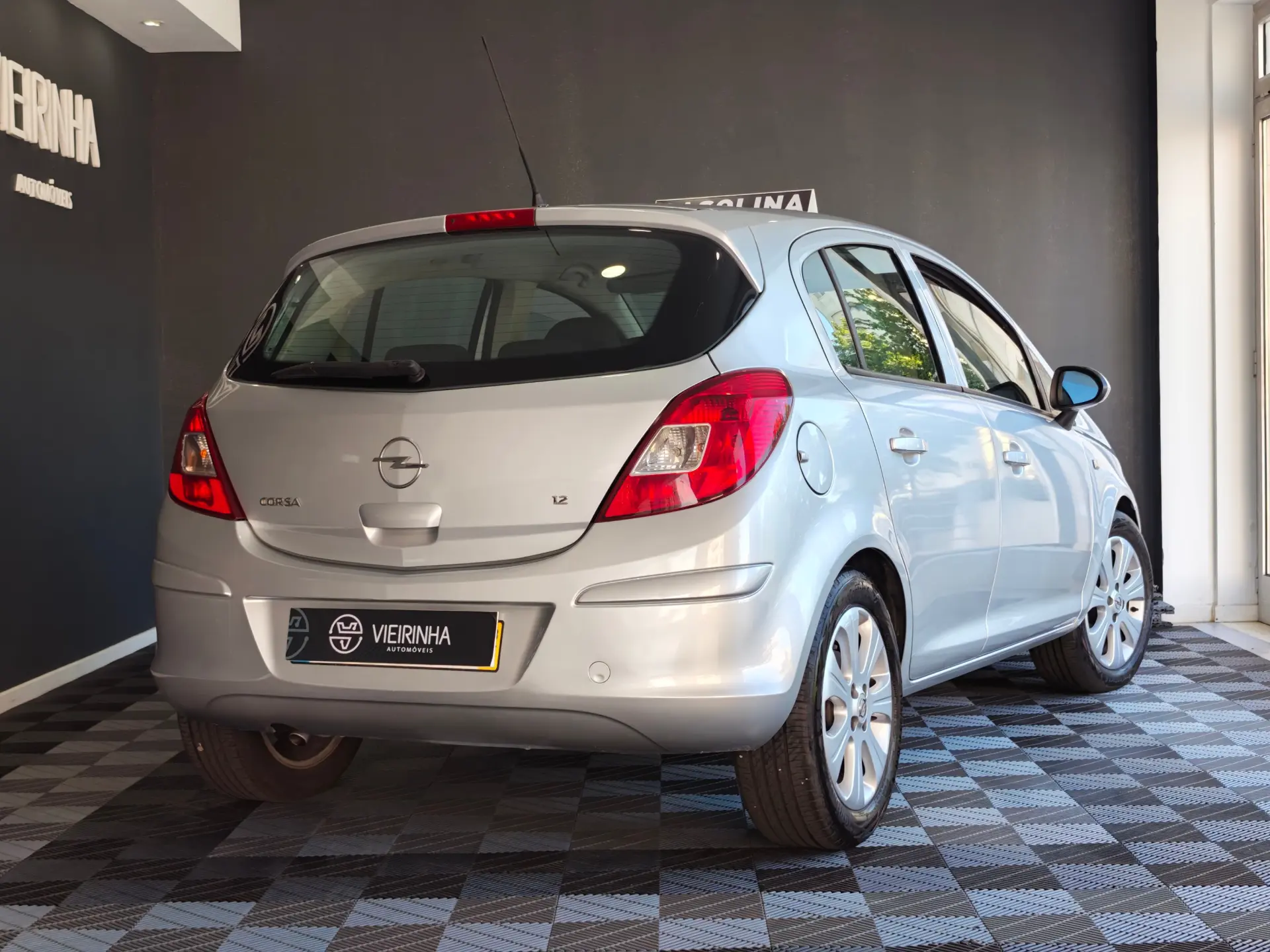 Opel Corsa 1.2 Enjoy 15