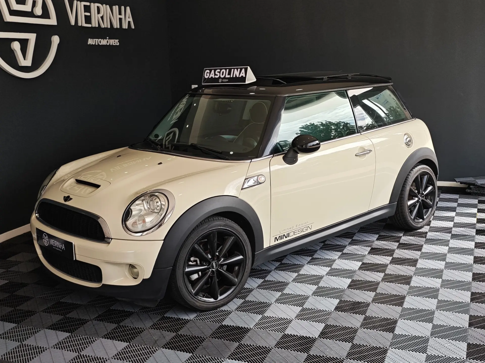 MINI 3 Portas Cooper S 6