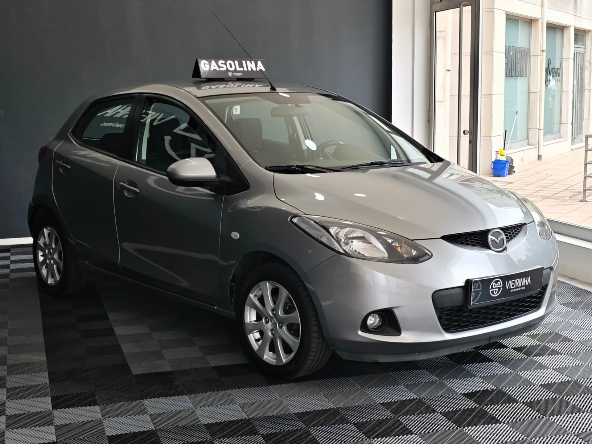 Mazda 2 1.3 MZR Comfort 13