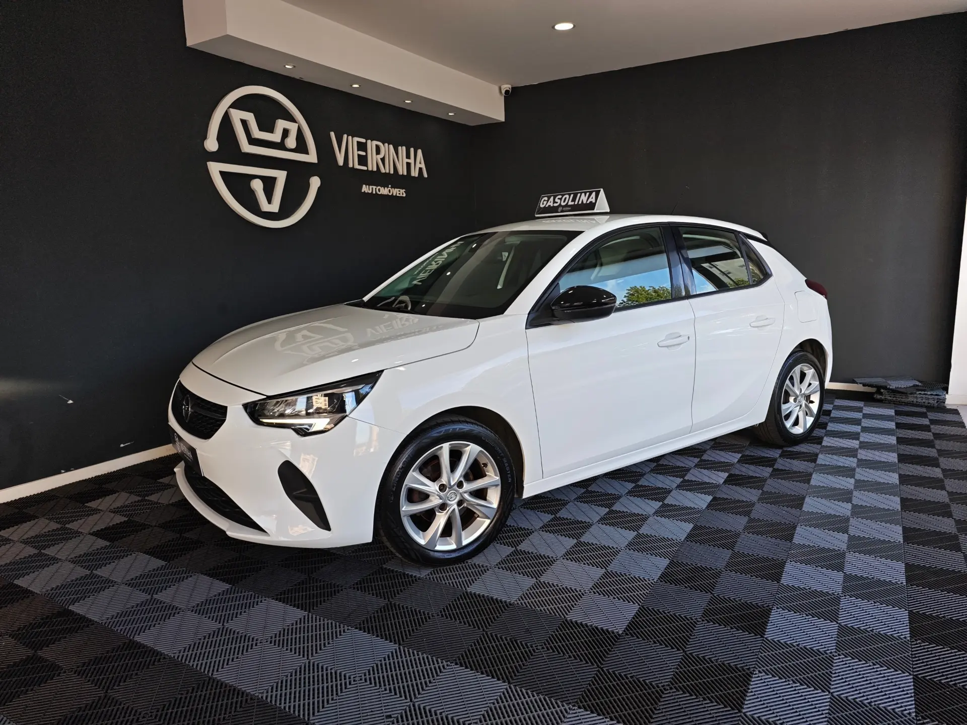 Opel Corsa 1.2 Elegance 10