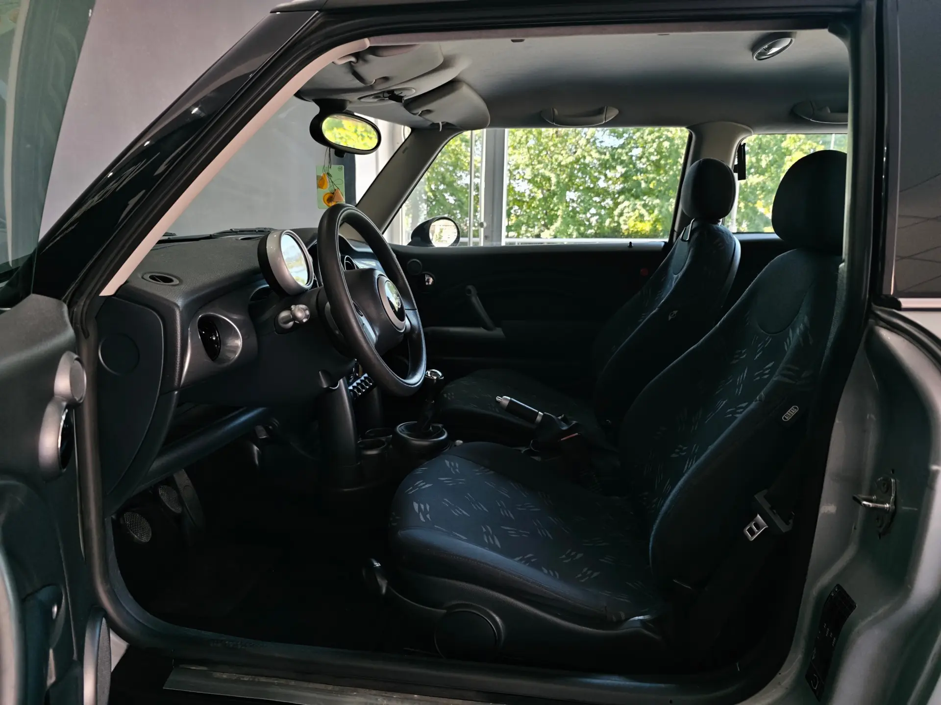 MINI 3 Portas ONE 24