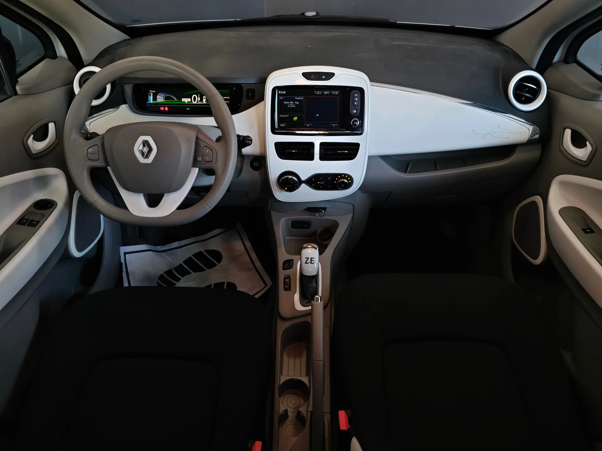 Renault Zoe (c/ Bateria) 22 kwh Life 46