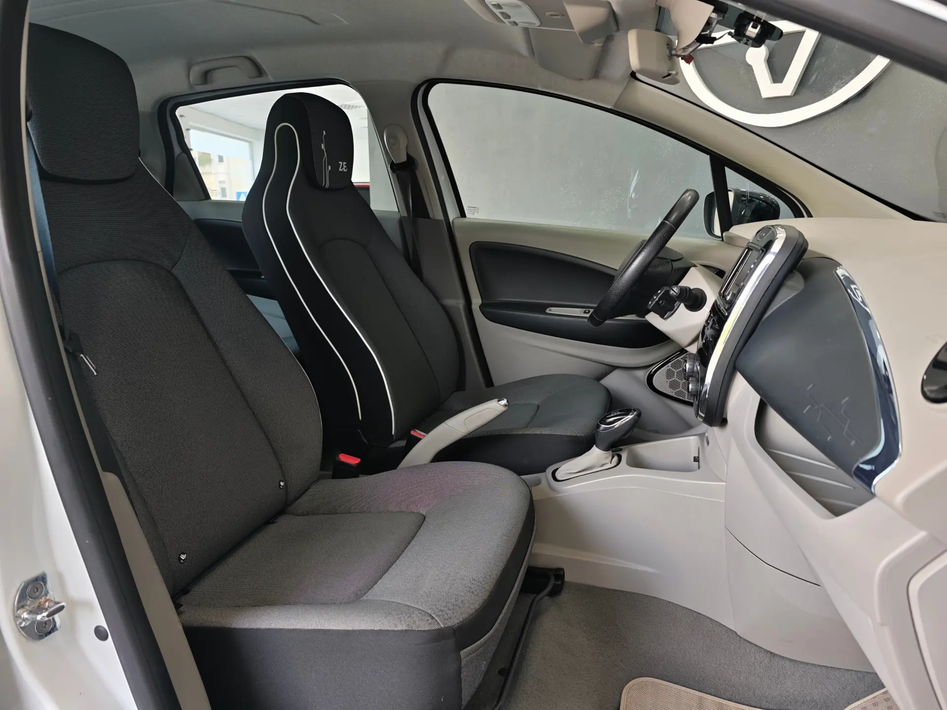 Renault Zoe (c/ Bateria) 22 kwh Life 33