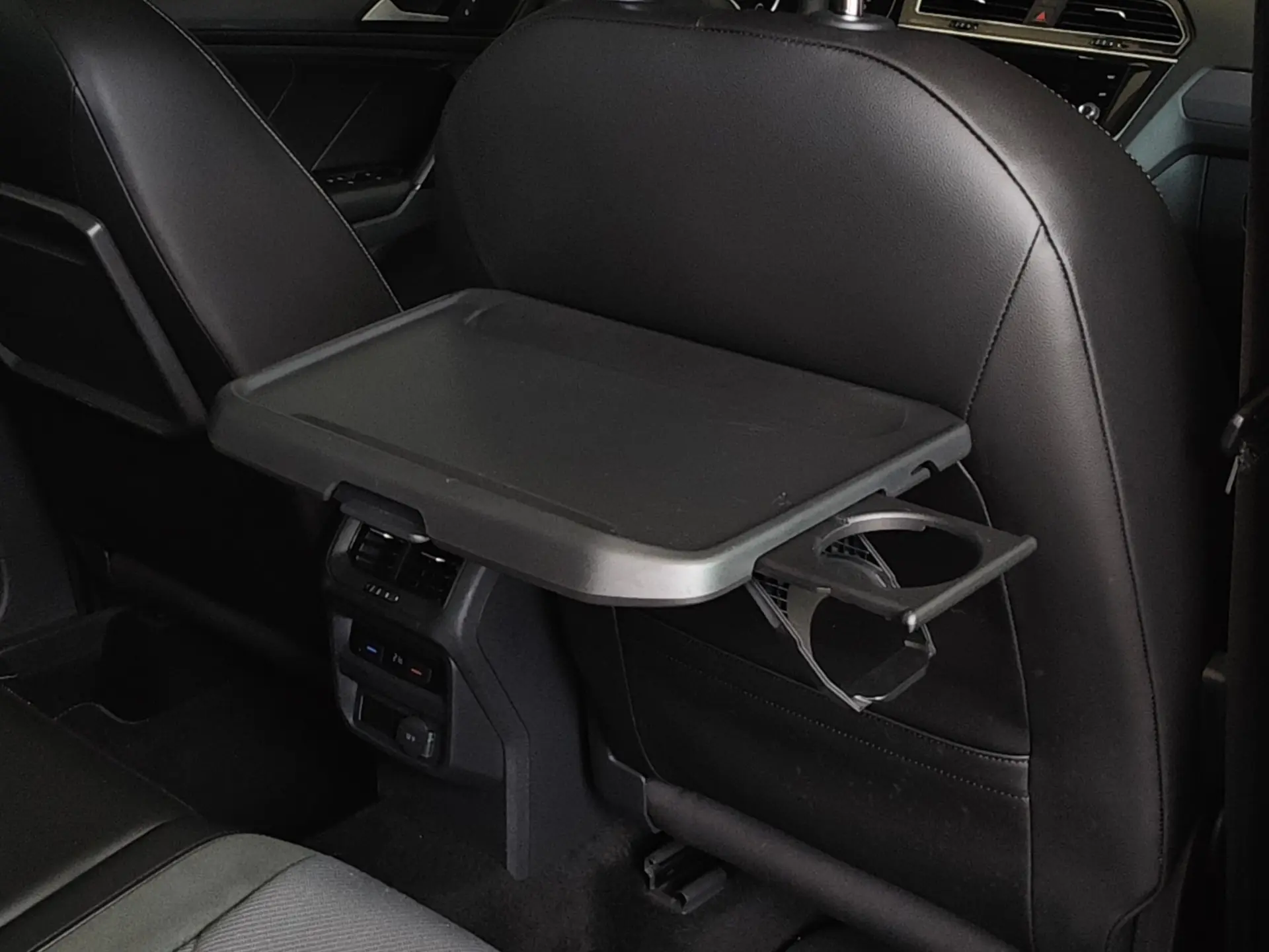 Volkswagen Tiguan 1.5 TSI R-Line DSG 60