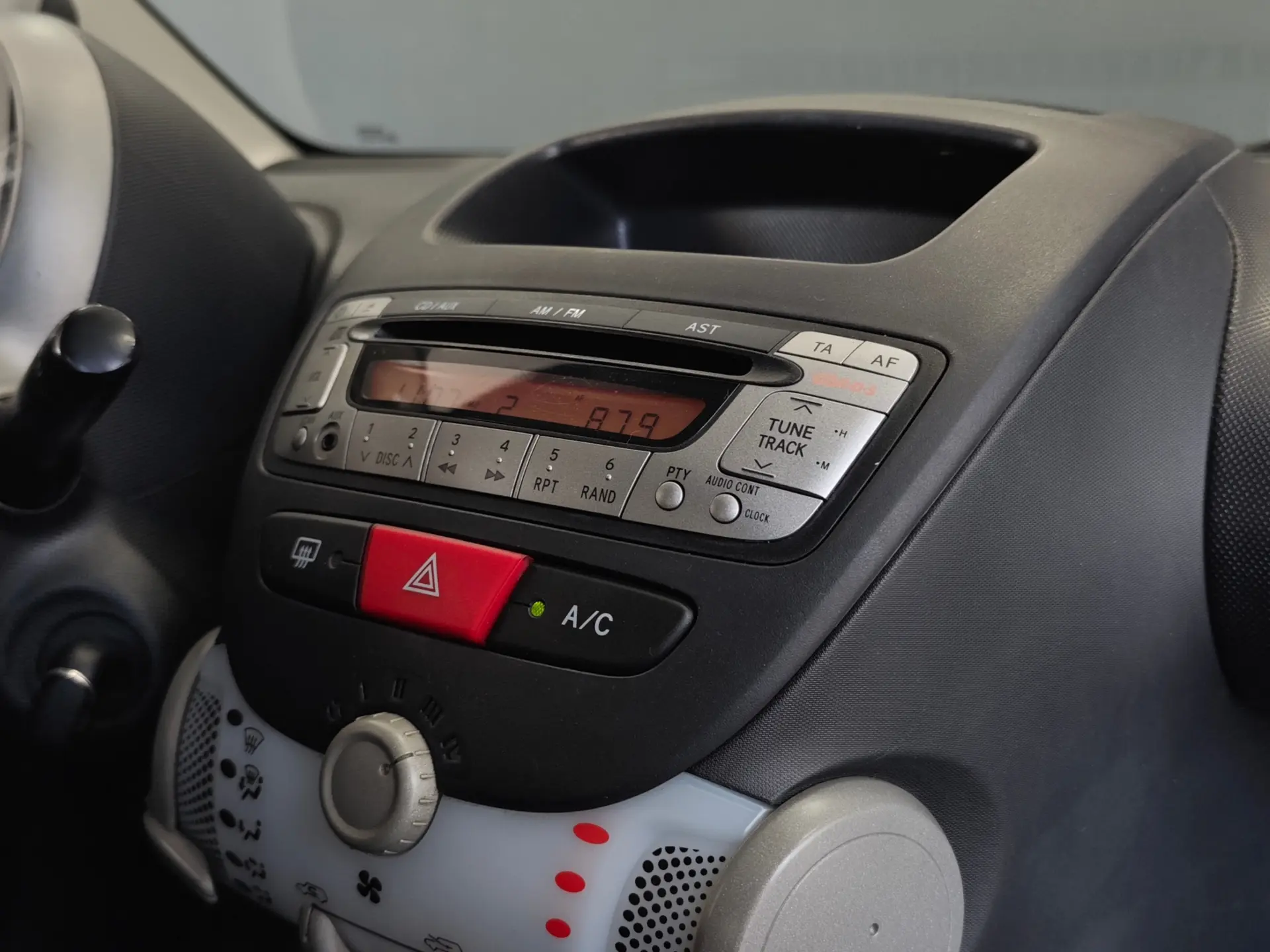 Peugeot 107 1.0 Sportium 2-Tronic 39