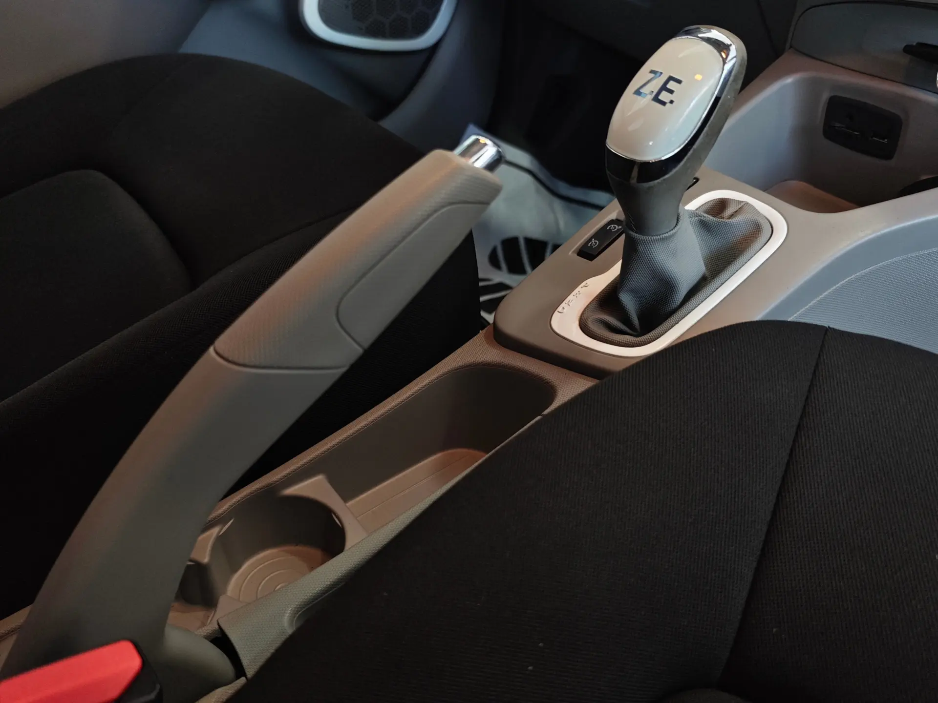 Renault Zoe (c/ Bateria) 22 kwh Life 36