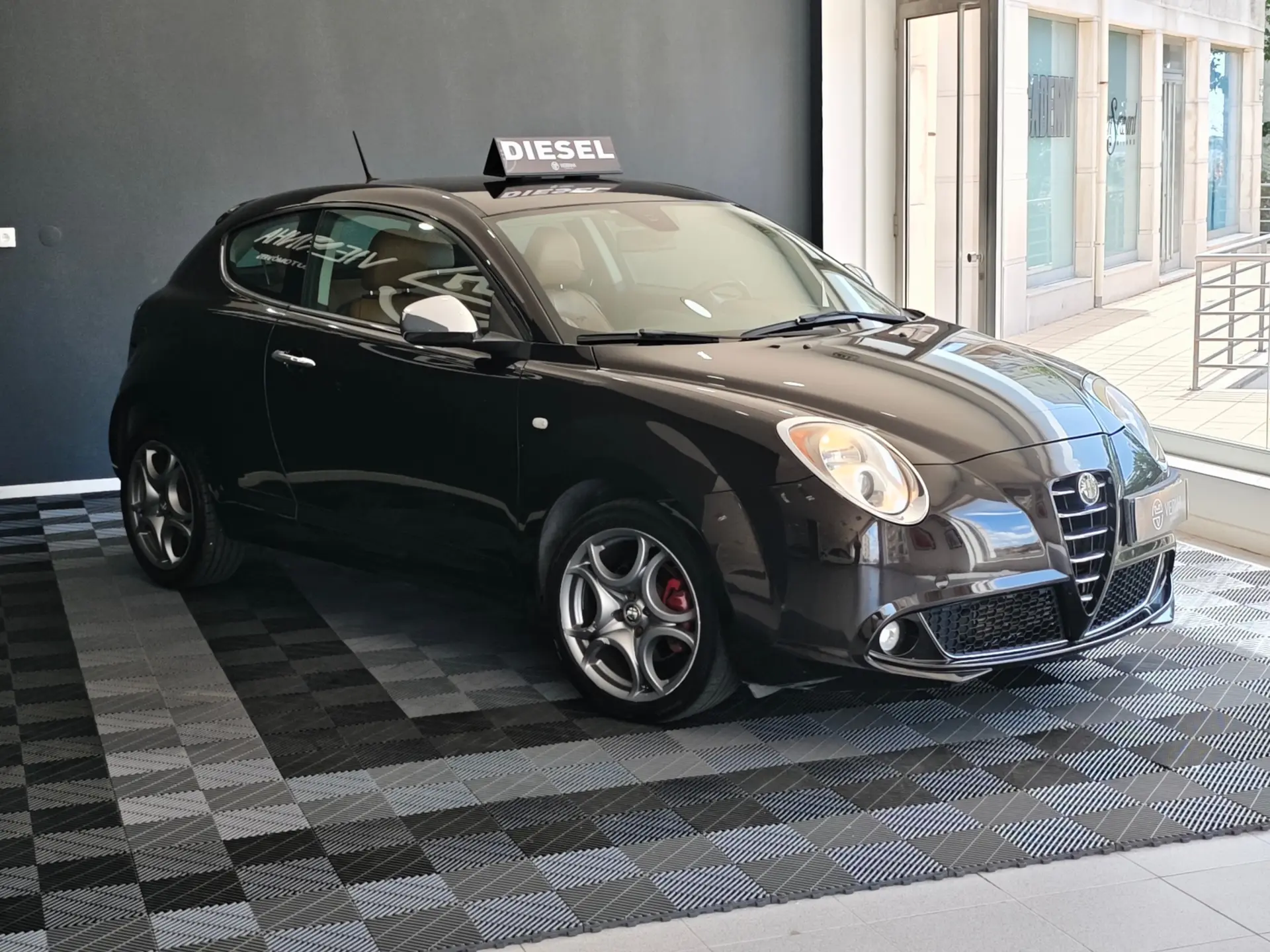 Alfa Romeo MiTo Distinctive 16