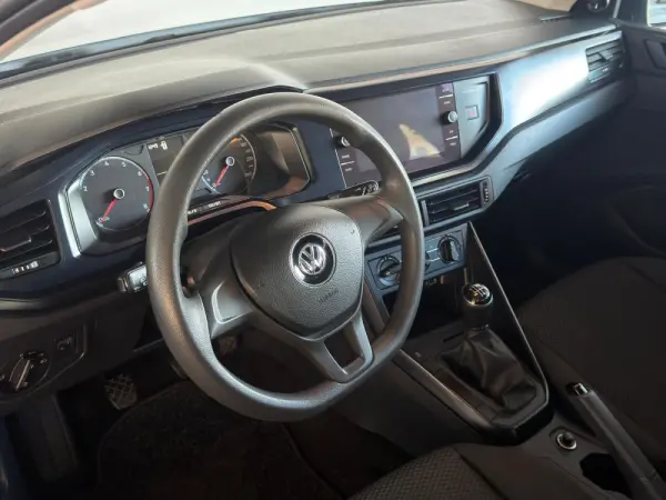Volkswagen Polo 1.0 TSI Comfortline 12