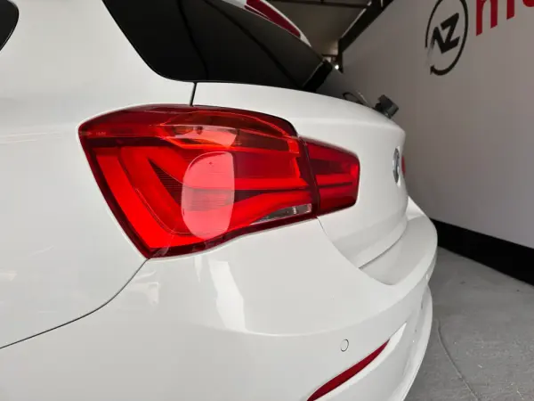 BMW 116 d EfficientDynamics 9