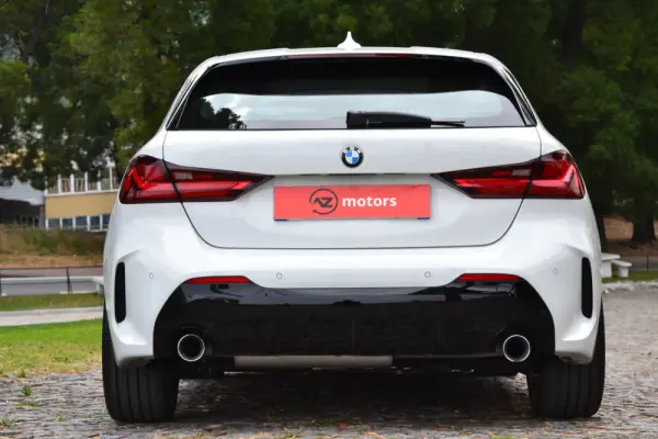 BMW 120 d Pack Desportivo M 17