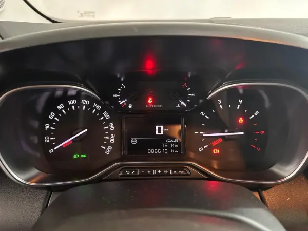Citroen C3 Aircross 1.2 PureTech Rip Curl 7