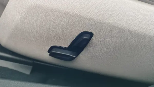 Mercedes-Benz E 220 CDi Avantgarde 20