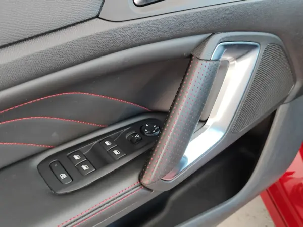 Peugeot 308 1.2 PureTech GT Line 12