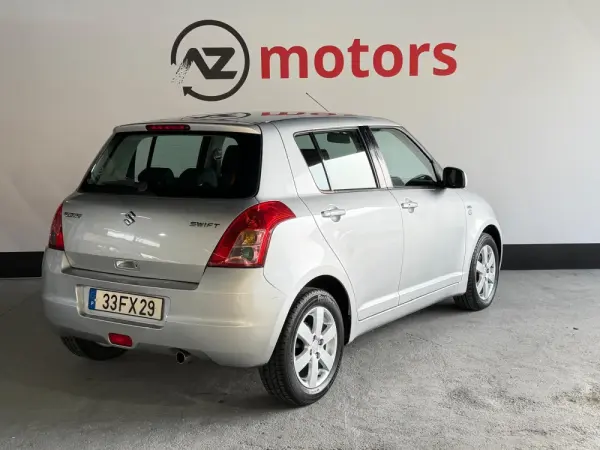 Suzuki Swift 1.3 DDiS GLX 5
