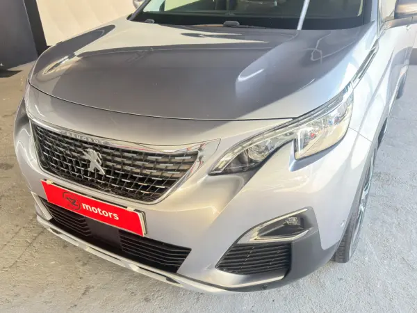 Peugeot 5008 1.5 BlueHDi Allure EAT8 6