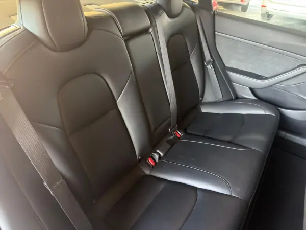 Tesla Model 3 Standard Range Plus RWD 21