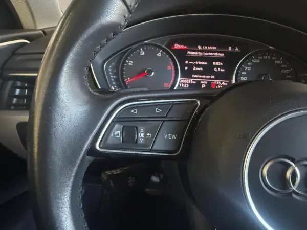 Audi A4 Avant 40 TDI S tronic S line 19