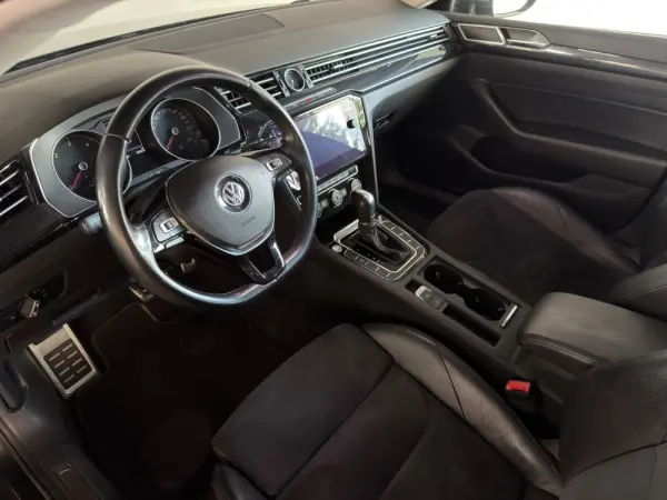 Volkswagen Arteon 2.0 TDI Elegance DSG 14