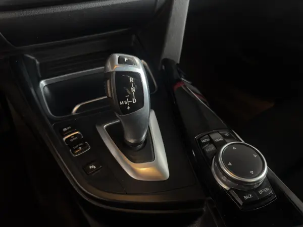 BMW 420 d Pack M Auto 21
