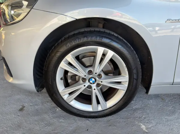 BMW 216 Gran Tourer d Line Sport 10