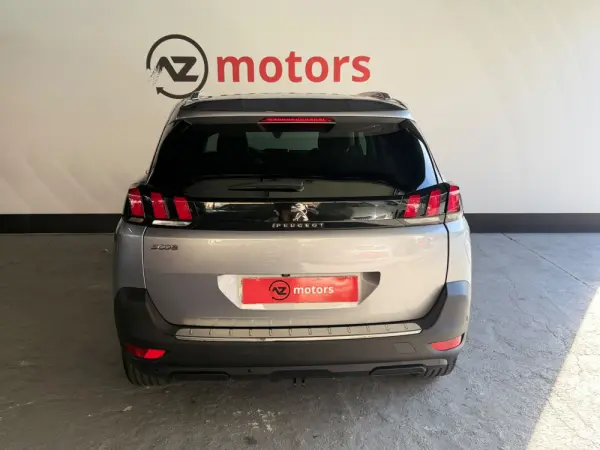 Peugeot 5008 1.5 BlueHDi Allure EAT8 3