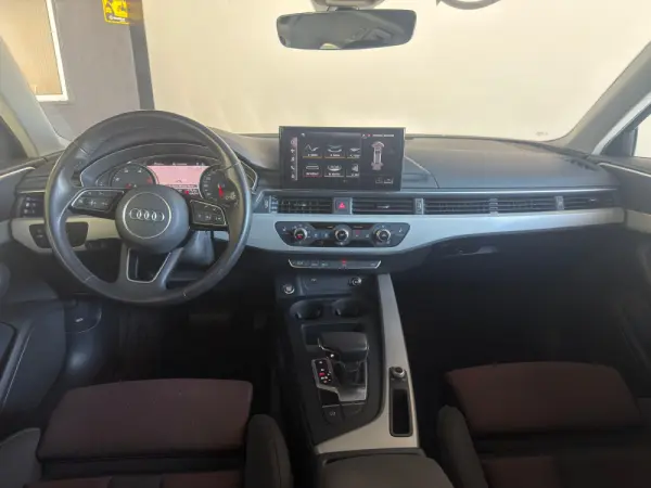 Audi A4 Avant 40 TDI S tronic S line 26