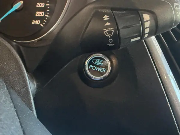 Ford Focus 1.6 TDCi Titanium 17