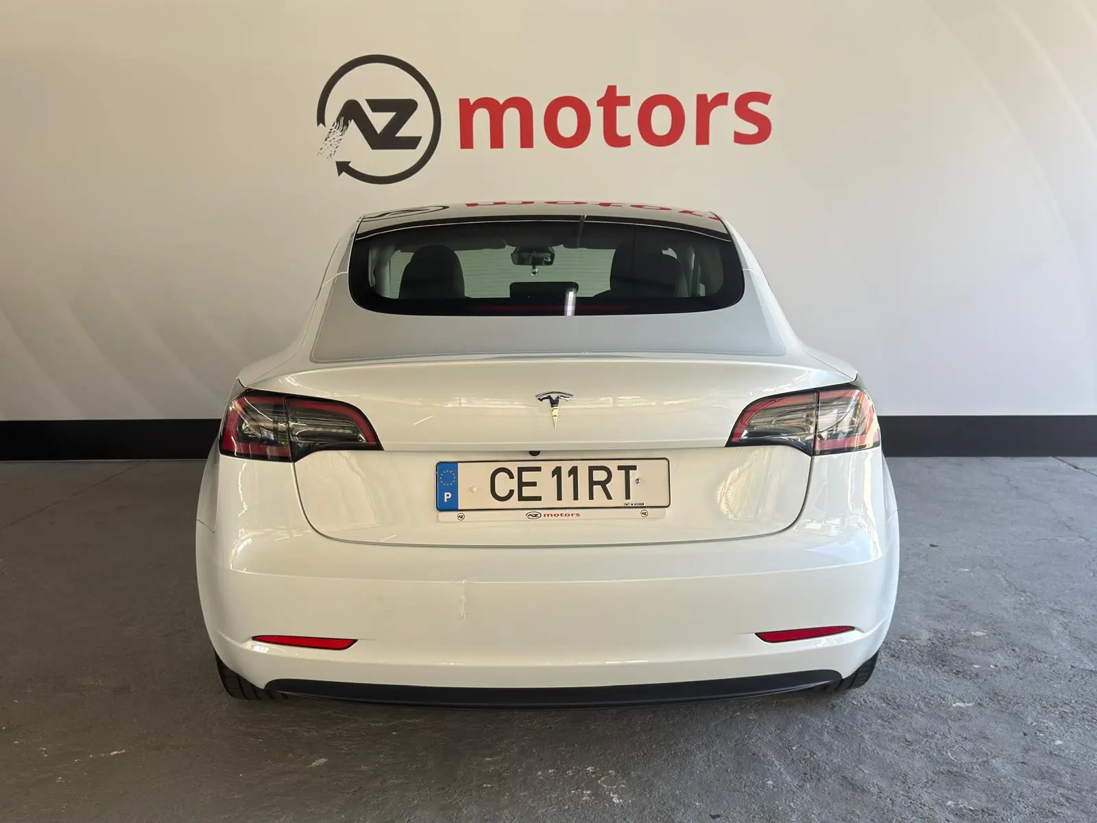 Tesla Model 3 Standard Range Plus RWD 5