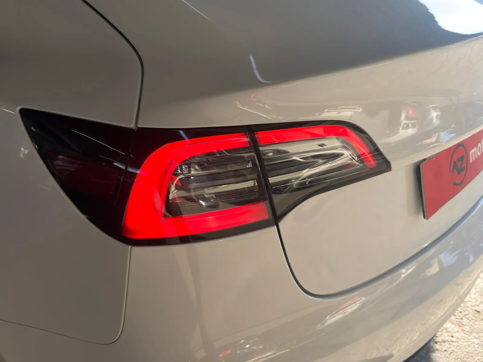 Tesla Model 3 Standard Range Plus RWD 9
