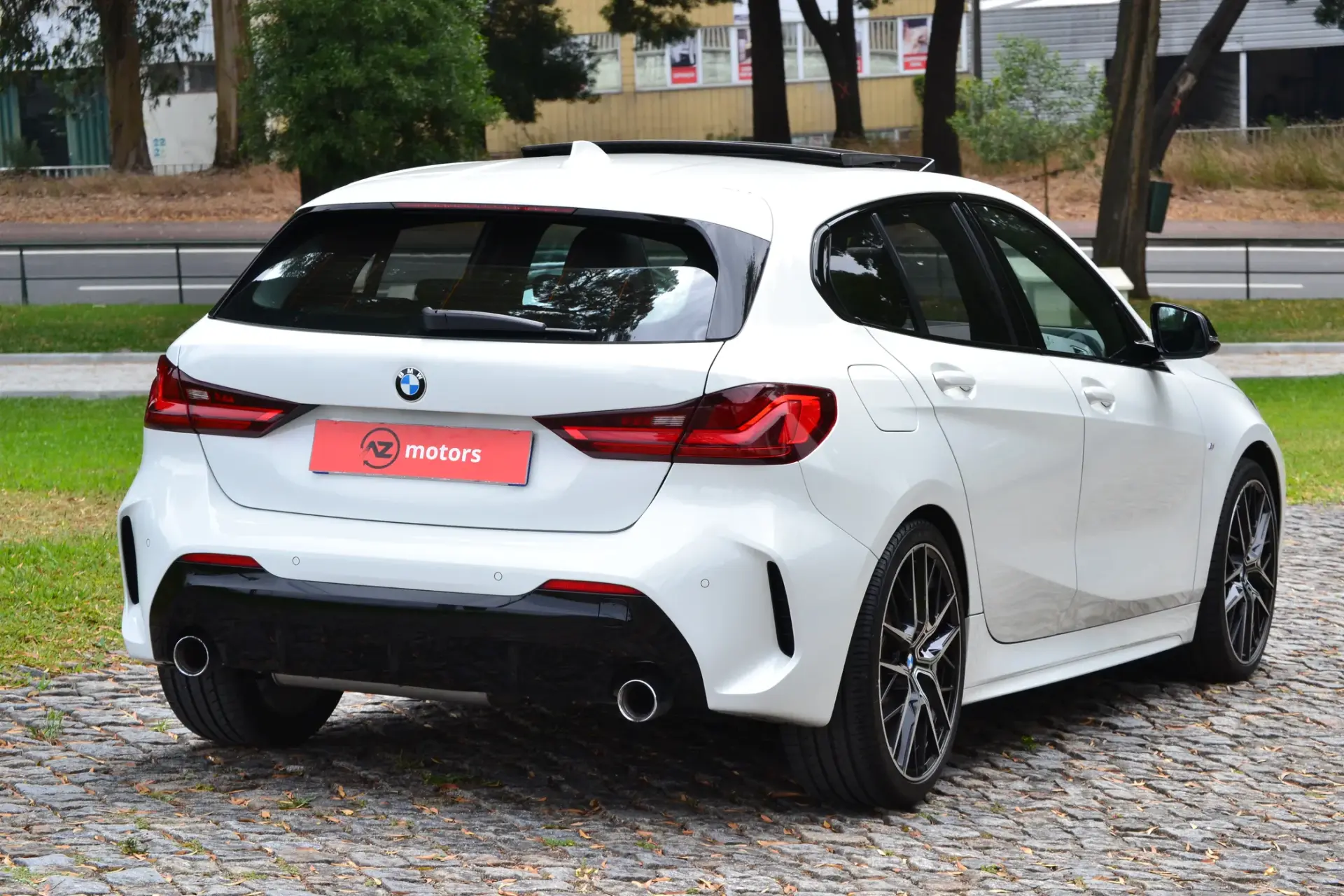 BMW 120 d Pack Desportivo M 14