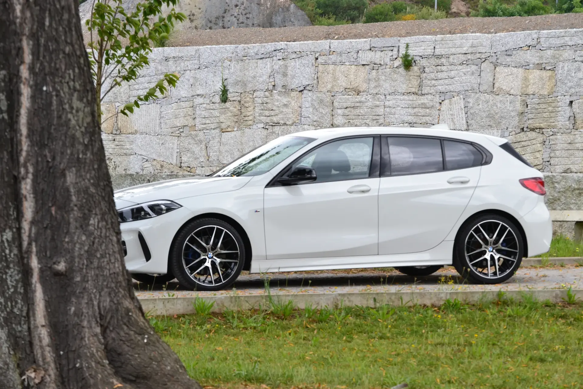 BMW 120 d Pack Desportivo M 28