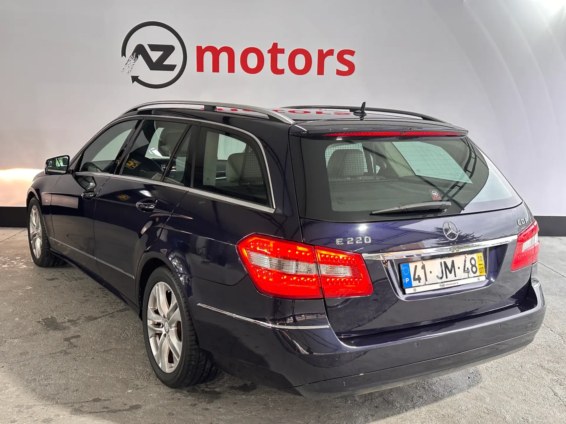 Mercedes-Benz E 220 CDi Avantgarde 4