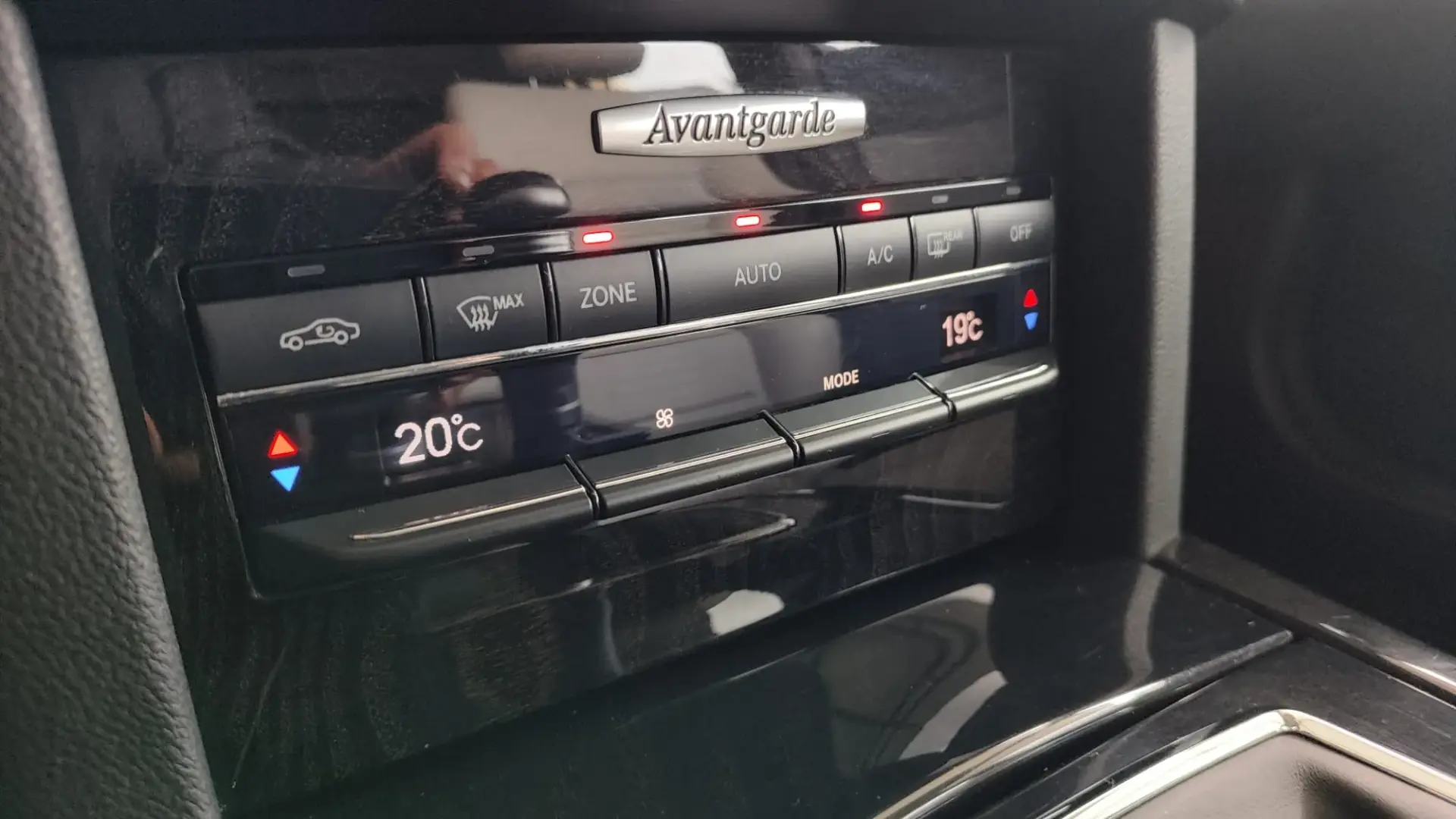 Mercedes-Benz E 220 CDi Avantgarde 18