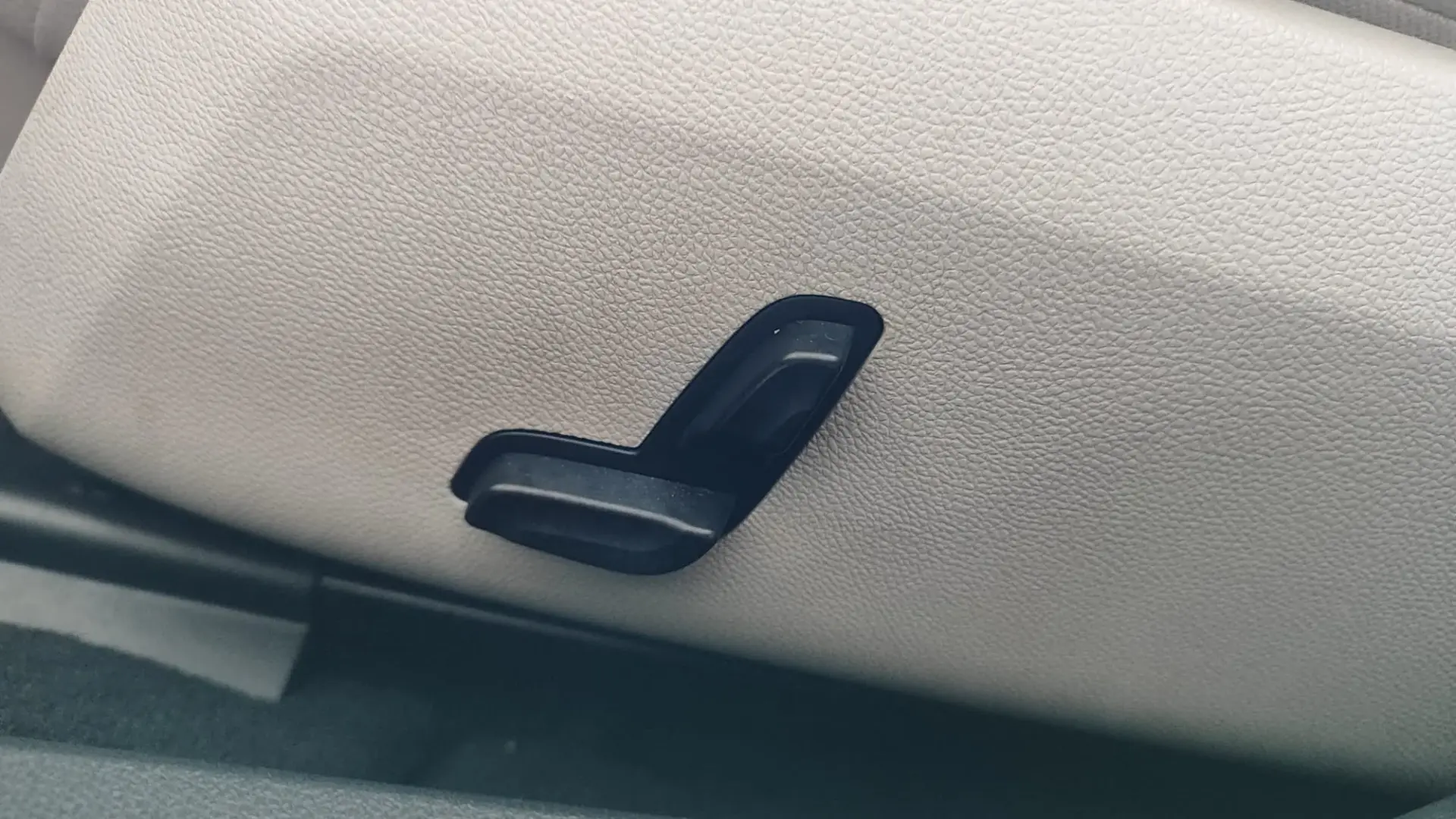 Mercedes-Benz E 220 CDi Avantgarde 20