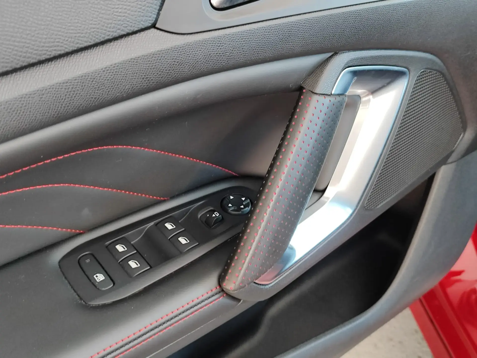Peugeot 308 1.2 PureTech GT Line 12