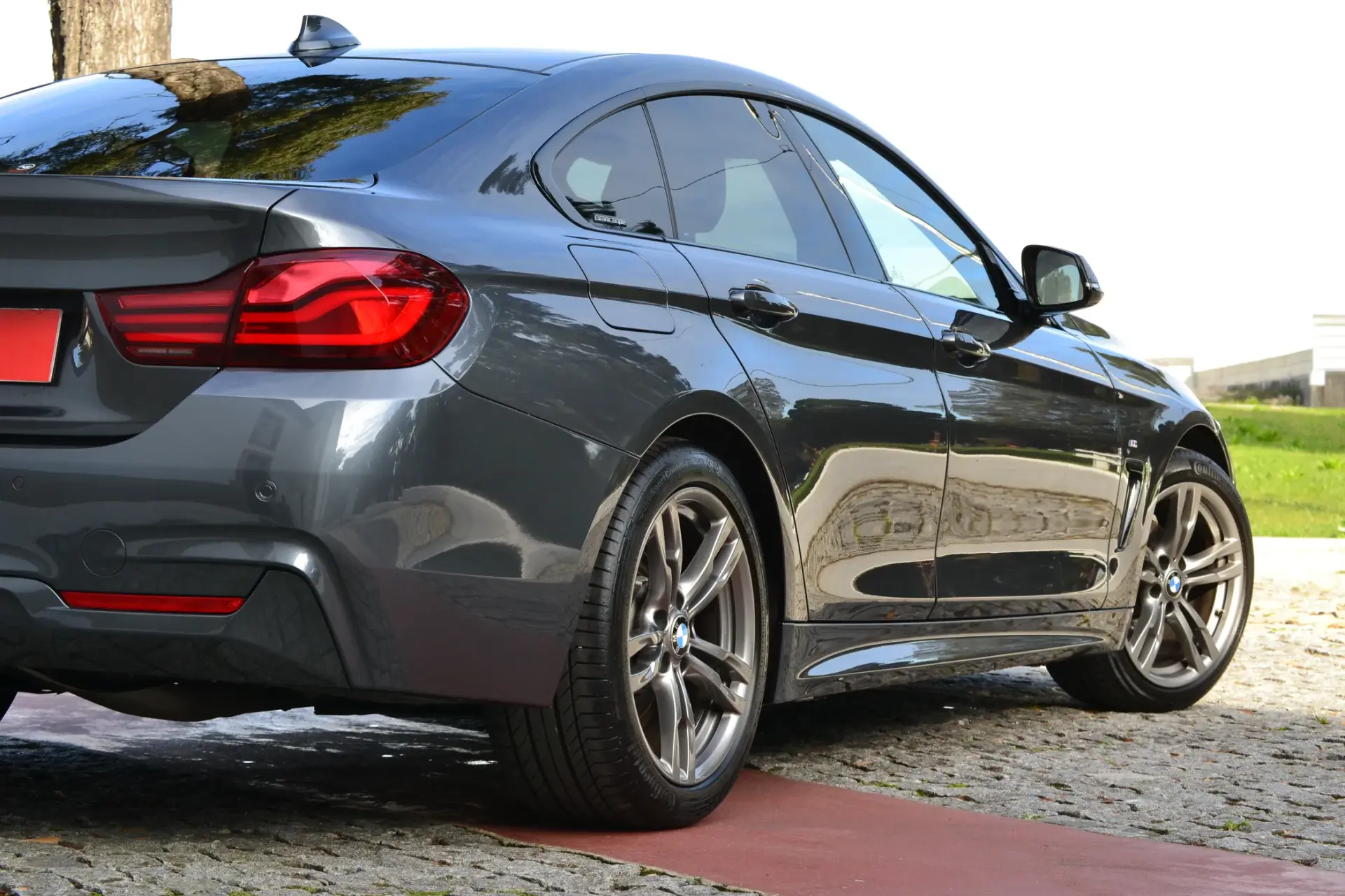 BMW 418 Gran Coupé d Pack M Auto 3