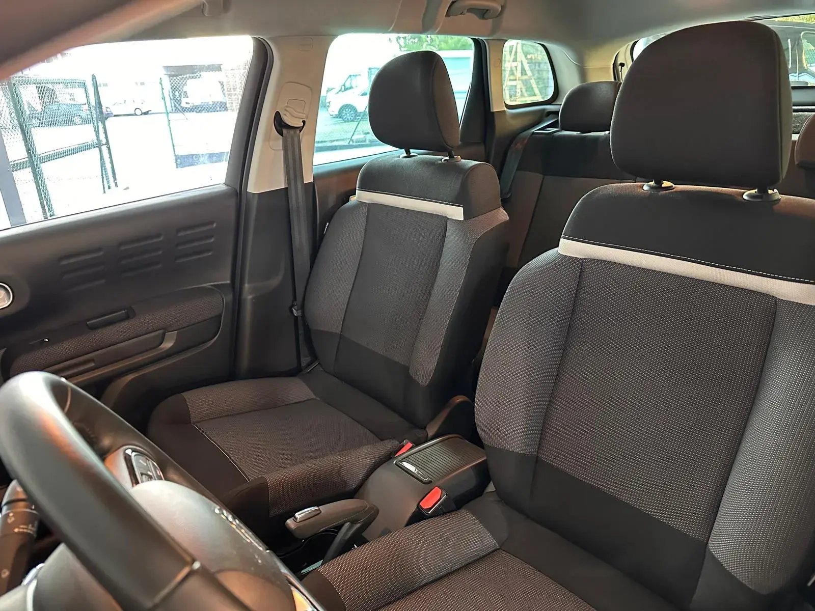 Citroen C3 Aircross 1.2 PureTech Feel Pack 24