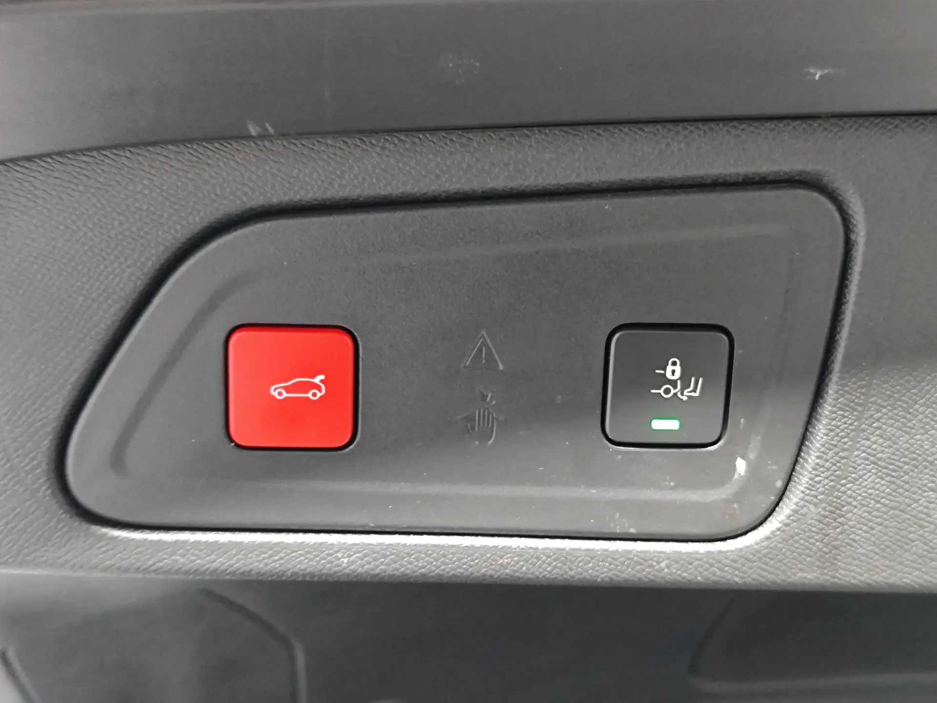 Citroen C5 Aircross 1.2 PureTech Shine EAT8 42