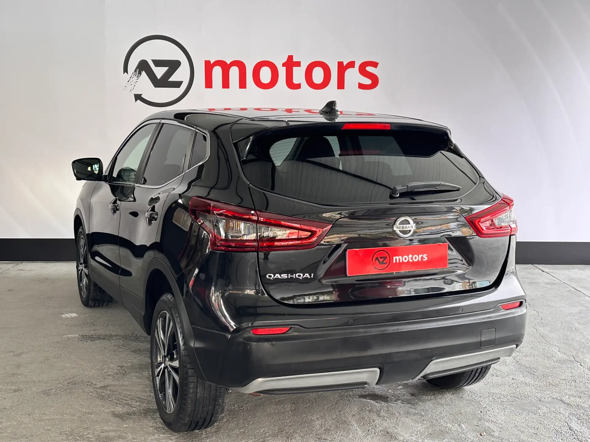 Nissan Qashqai 1.3 DIG-T N-Connecta J18 DCT 4