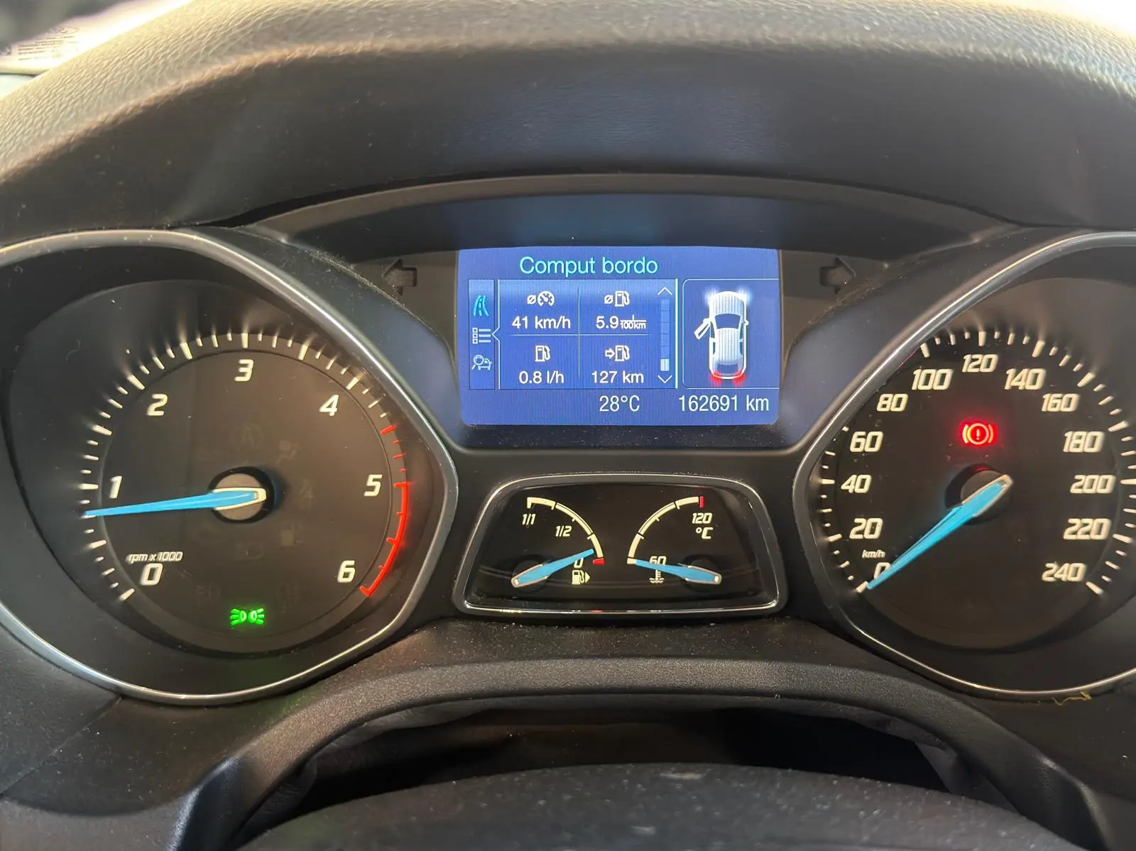 Ford Focus 1.6 TDCi Titanium 10