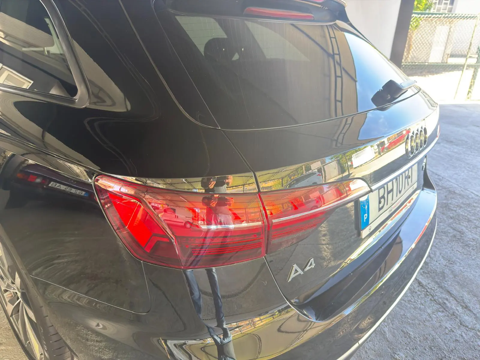 Audi A4 Avant 40 TDI S tronic S line 9